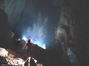 Son Doong Cave menumbangkan rekor dunia Deer Cave di Malaysia/foto daily mail