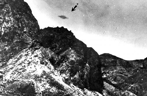 UFO di atas Trinidade Island, Brazil in May 1958